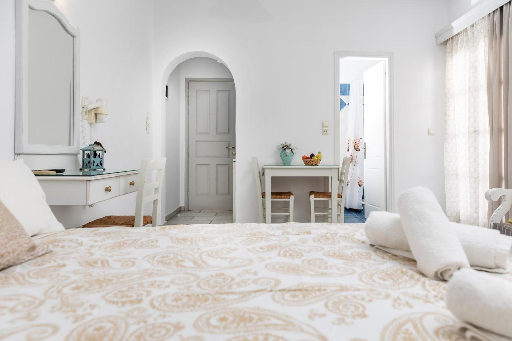 Depis Studios & Apartments Naxos City 외부 사진