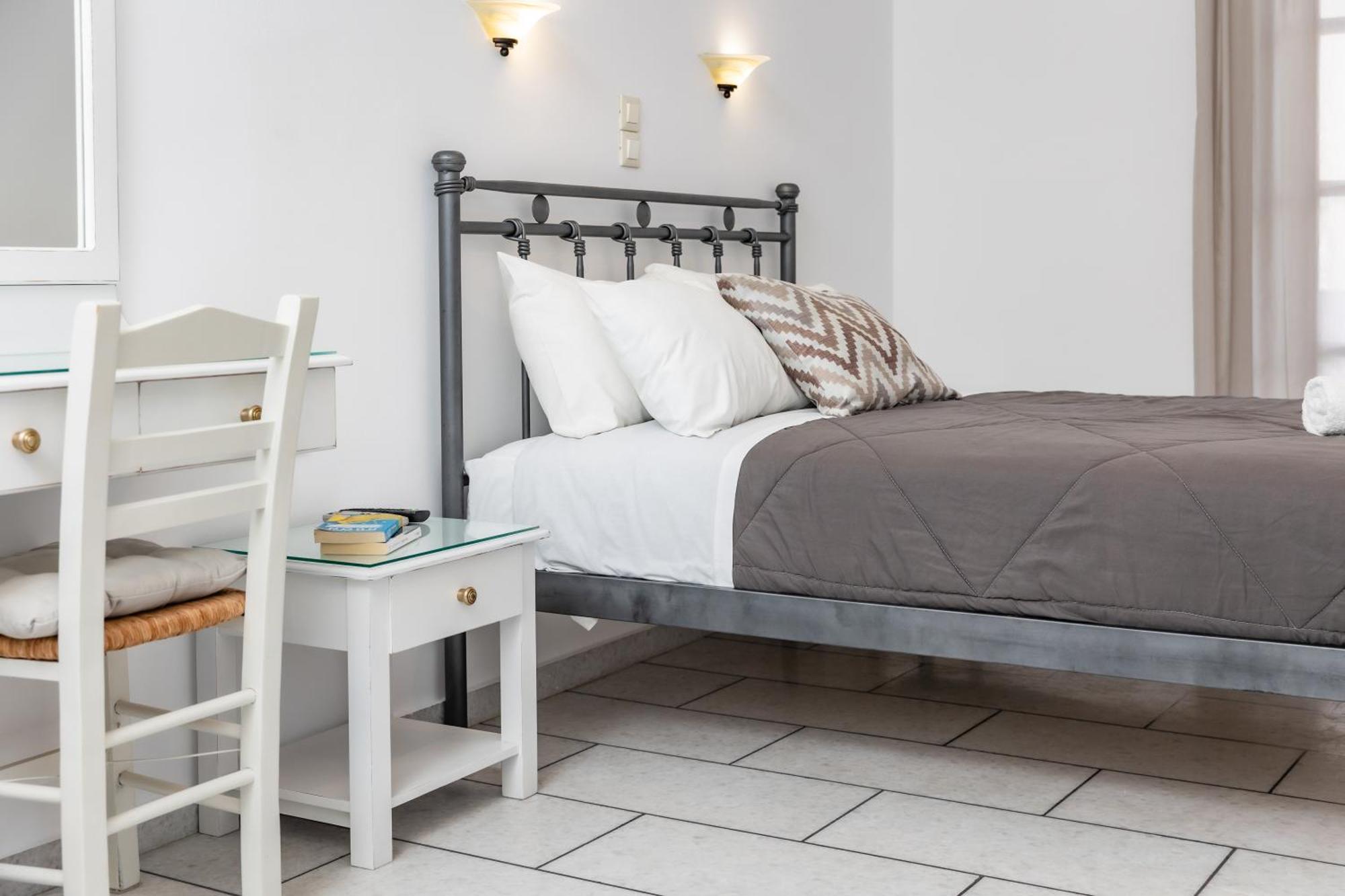 Depis Studios & Apartments Naxos City 외부 사진