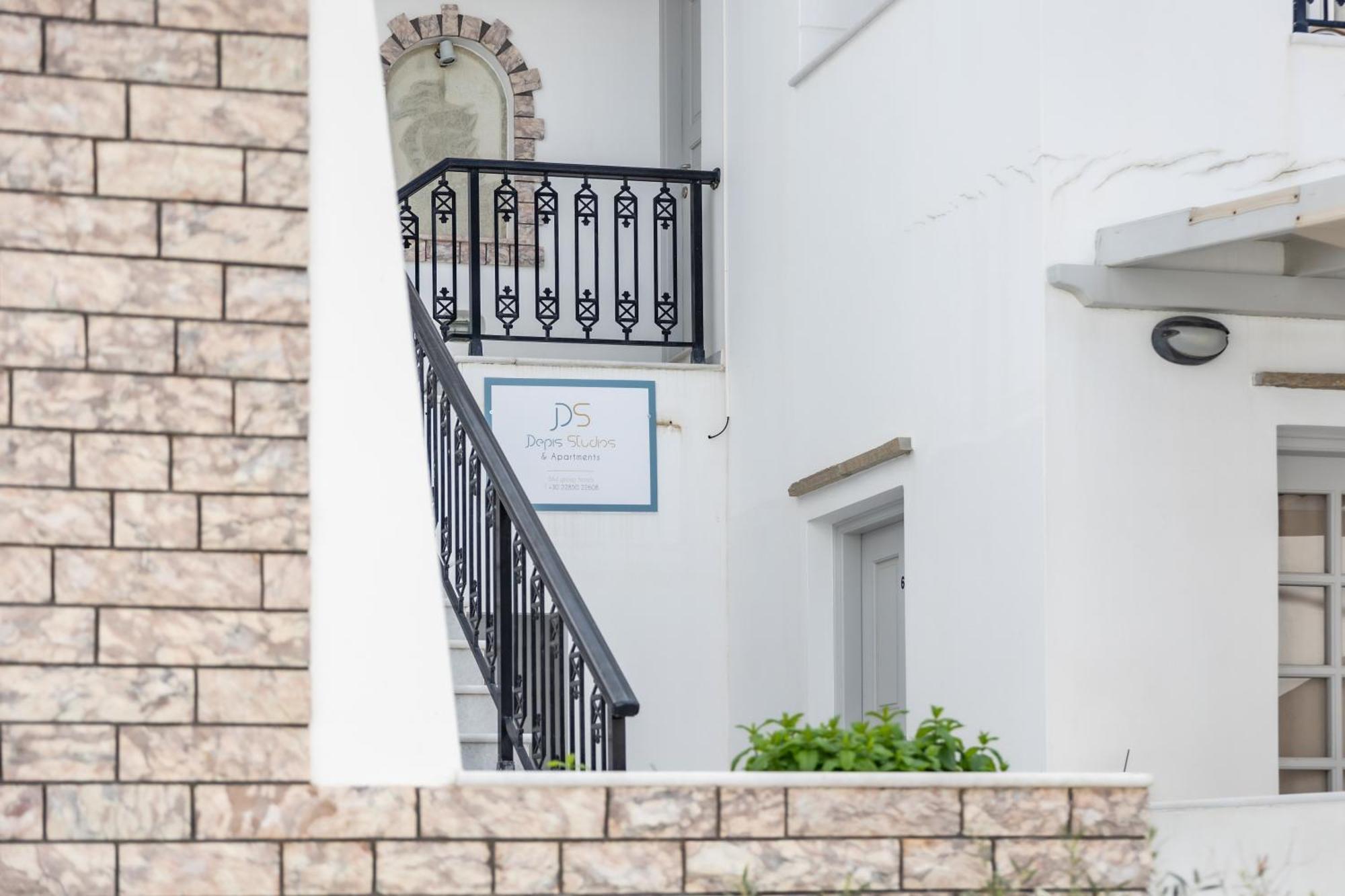 Depis Studios & Apartments Naxos City 외부 사진