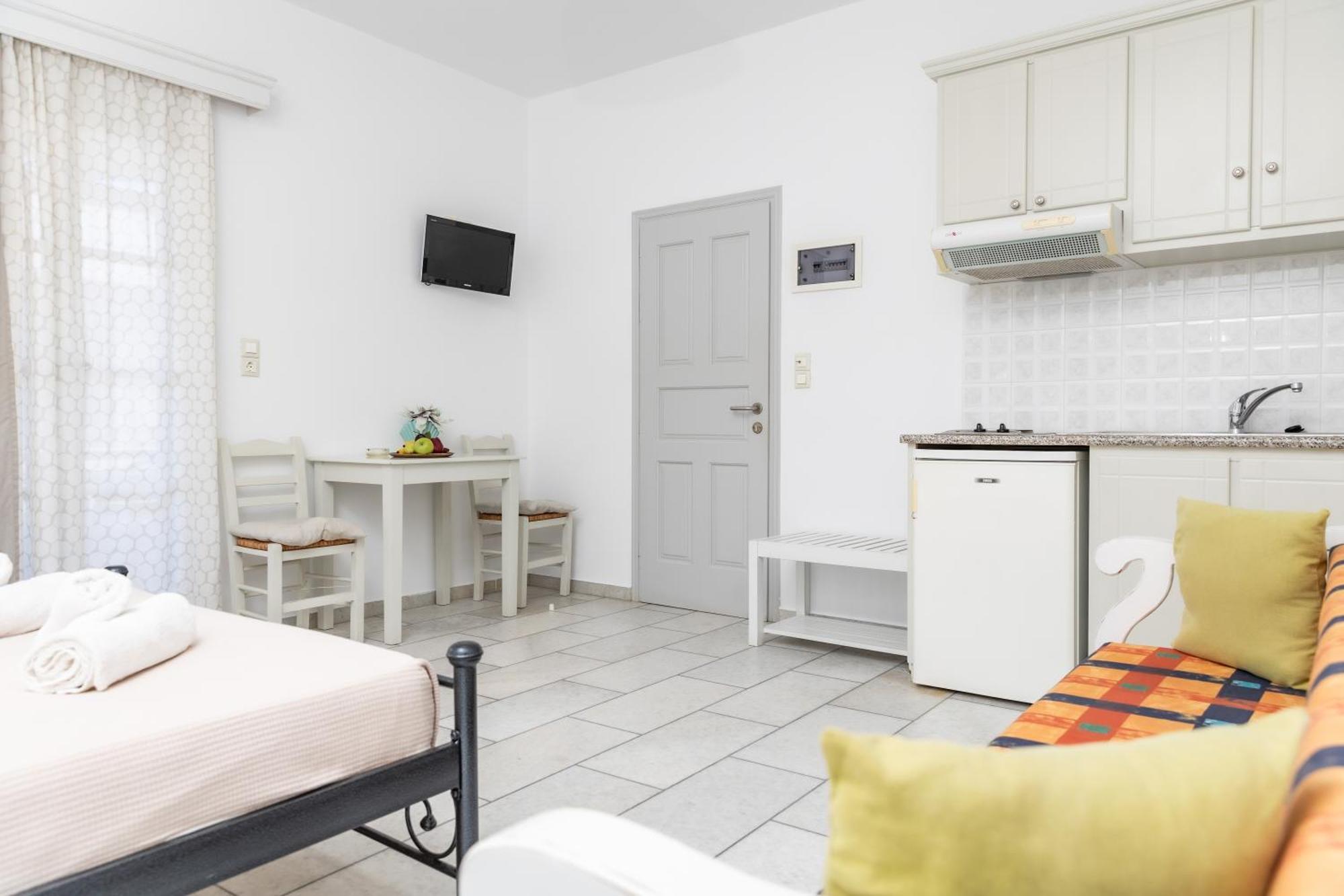 Depis Studios & Apartments Naxos City 외부 사진