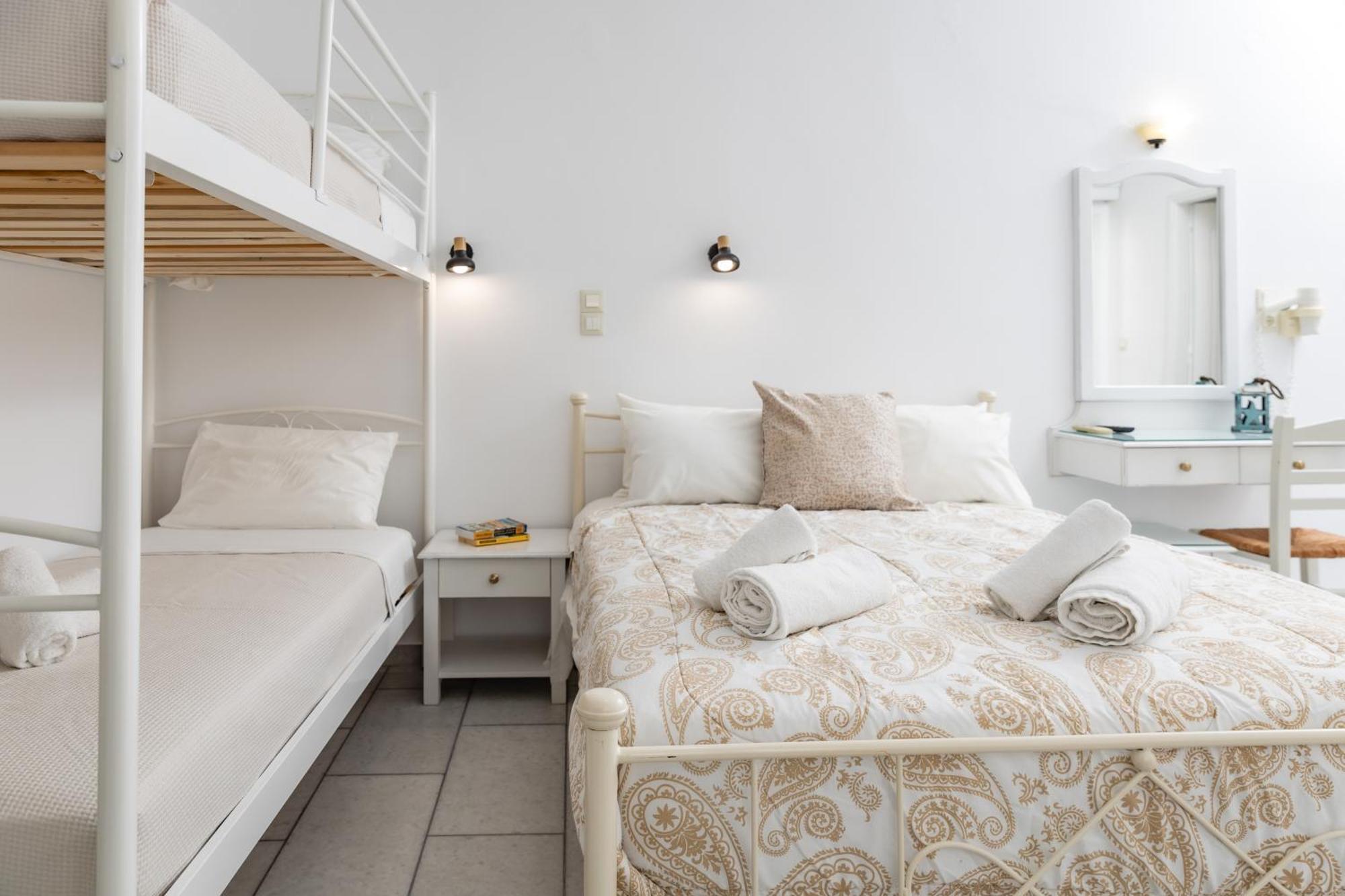 Depis Studios & Apartments Naxos City 외부 사진