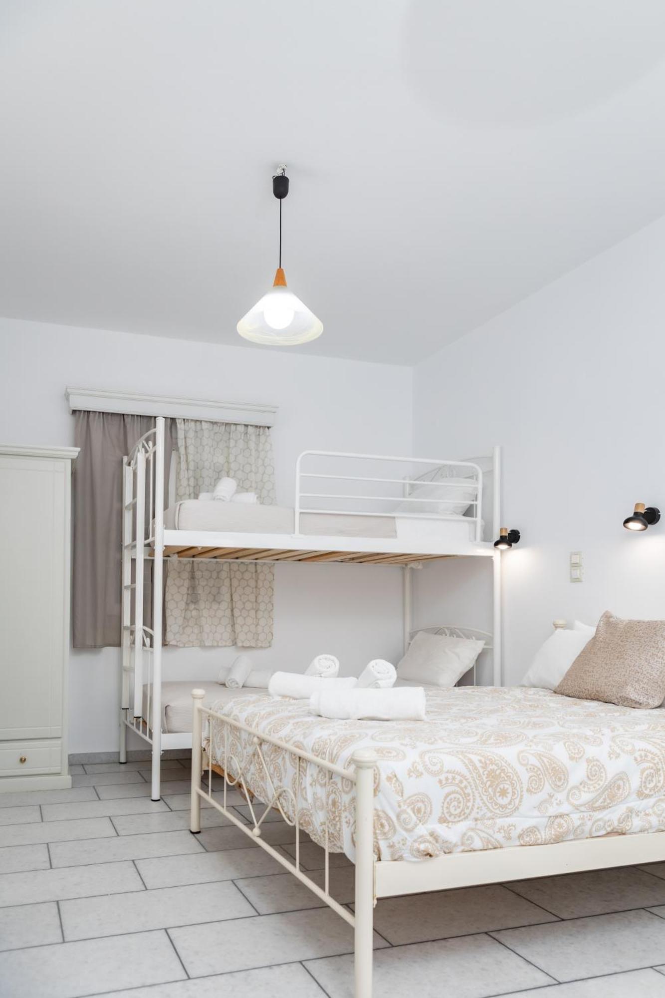 Depis Studios & Apartments Naxos City 외부 사진